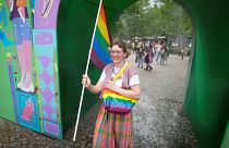 A 2023-as varsói Pride felvonulás egyik résztvevője