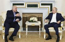 Lukasenka belarusz és Putyin orosz elnök Szentpétervárott 2023. július 23-án