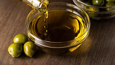A new study suggests that olive oil could help to reduce the risk of dying from dementia