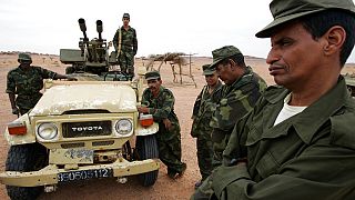 صورة من الارشيف-جنود من الجيش المغربي، شرق الصحراء الغربية بالقرب من الحدود الجزائرية.