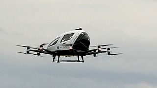 Dron para uso médico EH216 sobrevolando Bélgica.