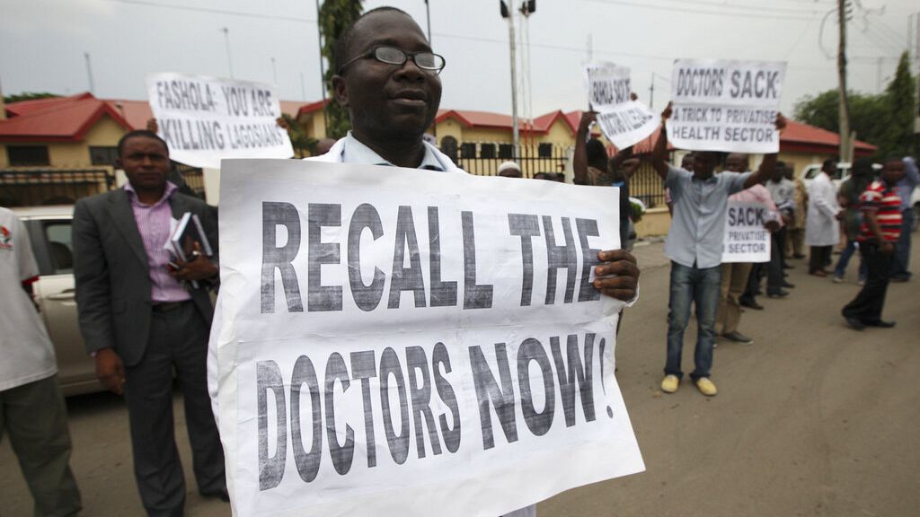 Nigeria: Doctors begin indefinite nationwide strike | Africanews