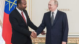 Vladimir Poutine rencontre Abiy Ahmed avant le Sommet Russie-Afrique