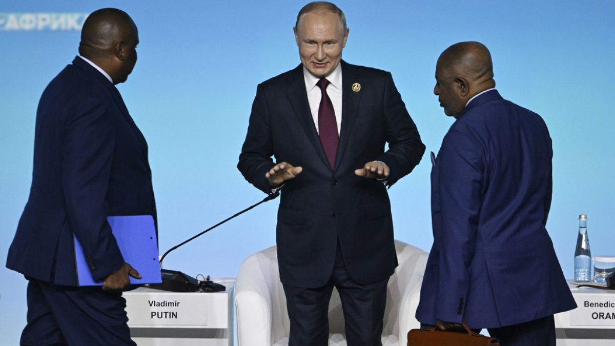 Le président russe Vladimir Poutine lors du sommet Russie-Afrique à Saint-Pétersbourg (27/07/23)