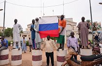 In der nigrischen Hauptstadt Niamey forderten Demonstranten den Abzug der französischen Truppen aus dem Land.