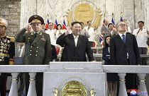 Ministro da Defesa russo visita Pyongyang