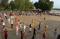 "Danse de la joie" pratiquée en Chine - 04.07.2023