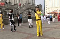 Ältere Menschen in China beim "Happy Dancing"