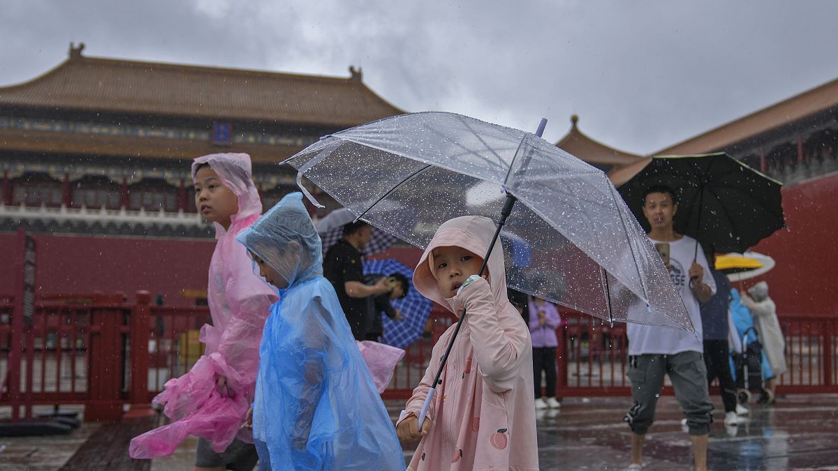 بكين تحت رحمة إعصار دوكسوري