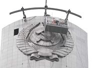 Anavatan Anıtı'ndan Sovyet sembolü kaldırılıyor