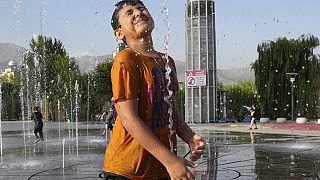 Παιχνίδι με το νερό στην Τεχεράνη