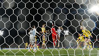 Suecia derrota a Argentina y la apea de los octavos de final