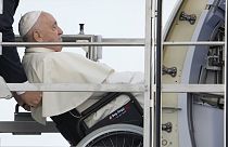 Papa Francis, Portekiz'e yapacağı ziyarete başlamak üzere 2 Ağustos 2023 Çarşamba günü Roma'nın Fiumicino'daki Leonardo da Vinci Uluslararası Havalimanı'na geldi.