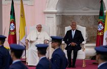 Papa Francisco Com Marcelo Rebelo de Sousa assistem à Guarda de Honra em Belém