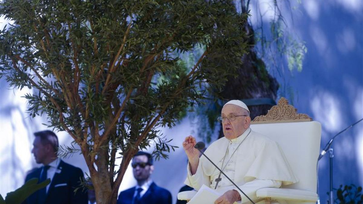 Papst Franziskus in Lissabon. 