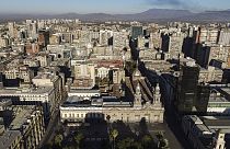Çarşamba günü Şili'nin başkenti Santiago'da 24 C derece ile olağandışı yüksek bir sıcaklık kaydedildi