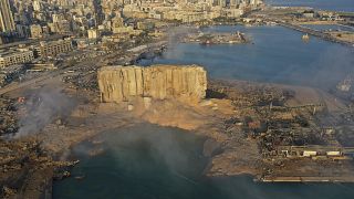 Porto marítimo de Beirute, no Líbano, a 5 de agosto de 2020, um dia após a catastrófica explosão.