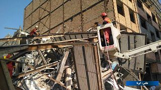 ریزش ساختمان در شهرک احمدیه تهران