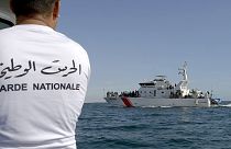 قال الحرس الوطني في بيان "انتشال 10 جثث في 48 ساعة الأخيرة من طرف وحدات الحرس البحري بسواحل اللواتة" في شمال صفاقس