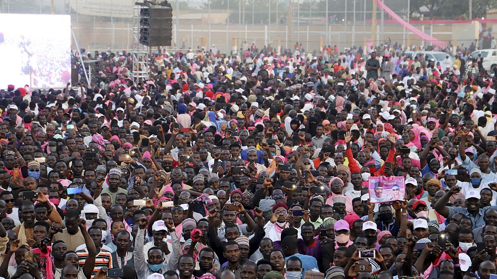 Heightened tension in Niger as a deadline for coup leaders to restore democracy expires