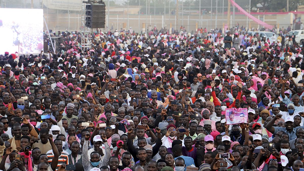 Cerca de 30 000 partidarios del golpe de Estado en Níger se manifiestan en la capital