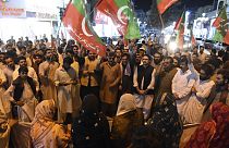 Des partisans de l'ancien premier ministre pakistanais Imran Khan crient des slogans anti-gouvernementaux lors d'une manifestation à Quetta, le 5 août 2023.