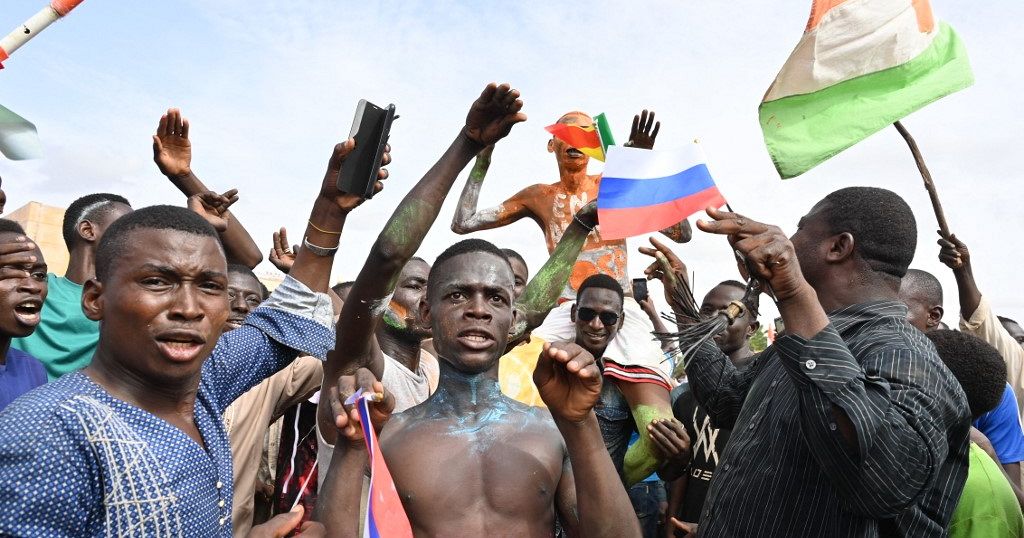 Close to 30,000 Niger coup supporters gather in Niamey