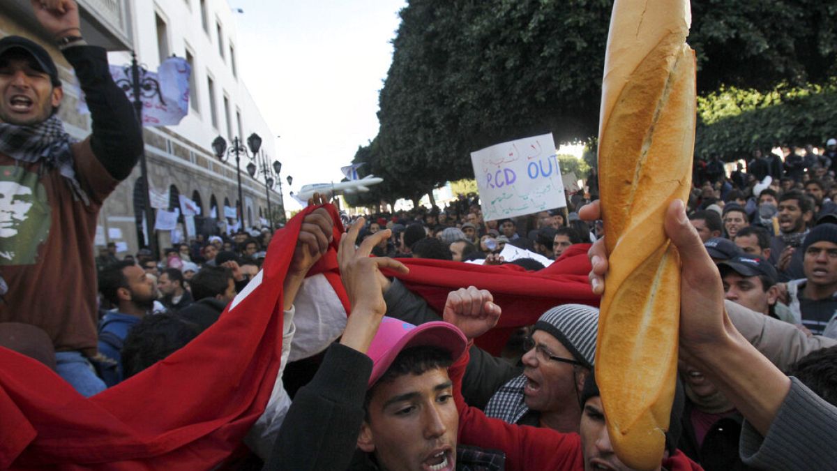 Tunus'ta düzenlenen bir gösteri 