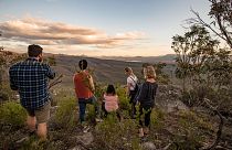 La conexión con el país es uno de los conceptos más importantes para los pueblos de las Primeras Naciones, que los visitantes aprenden en los viajes a Australia de Intrepid Travel.