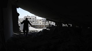 منزل فلسطيني في مخيم عسكر بالقرب من نابلس هدمته القوات الإسرائيلية 
