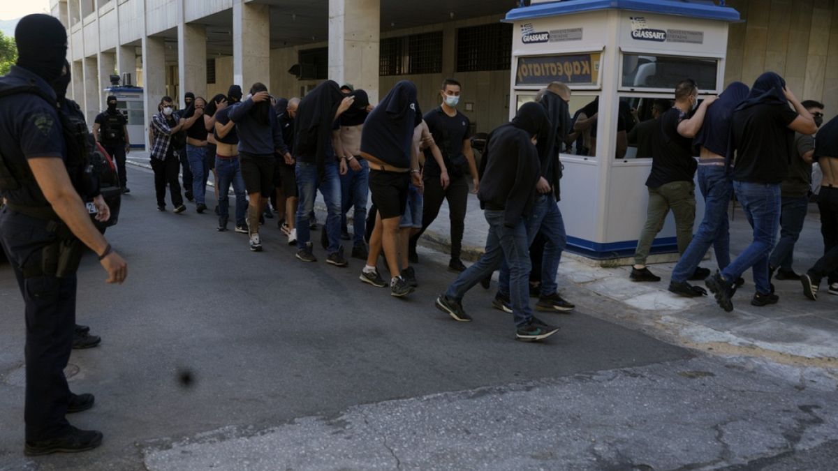 Σχεδόν 100 Κροάτες κατηγορούνται για φόνο μετά από περιστατικό στο οποίο σκοτώθηκε θαυμαστής στην Ελλάδα