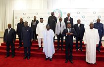 Az ECOWAS találkozója előtti csoportkép a nigériai Abujában - 2023. augusztus 10.