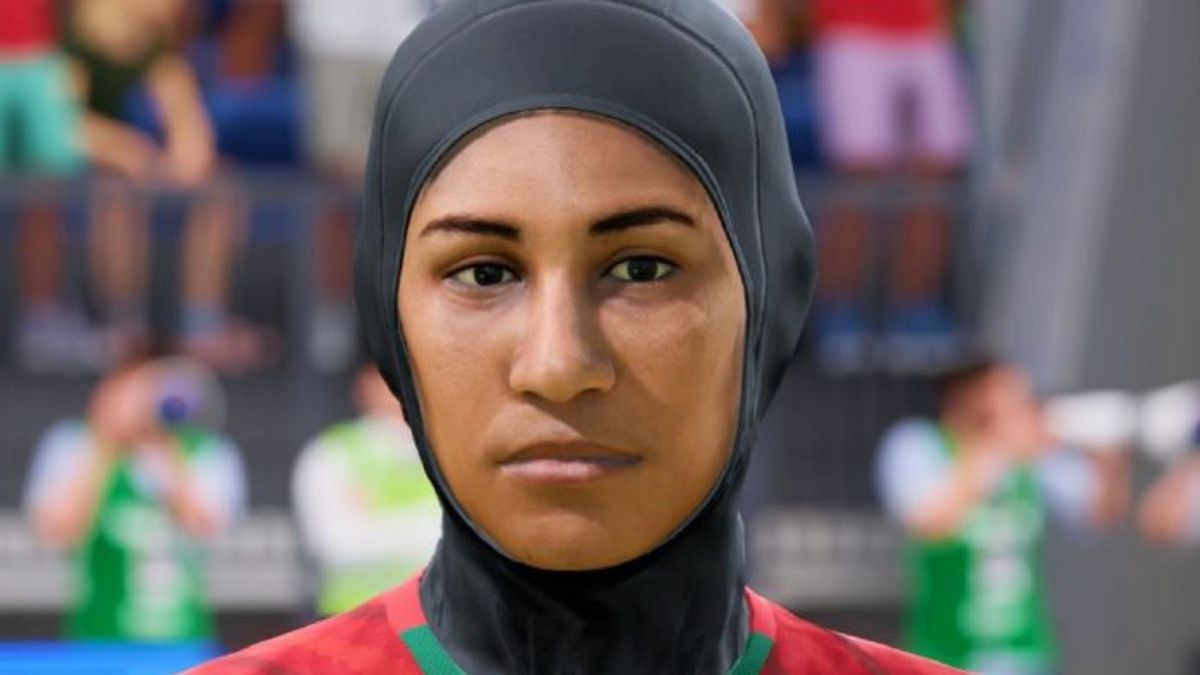 Nouhaïla Benzina, prima giocatrice a disputare una partita di Coppa del Mondo indossando l'hijab, ha ora un'appropriata controparte videoludica