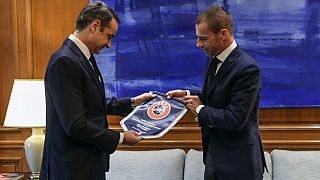 Ο Κυριάκος Μητσοτάκης και ο πρόεδρος της UEFA Αλεξάντερ Τσέφεριν σε παλιότερη συνάντησή τους