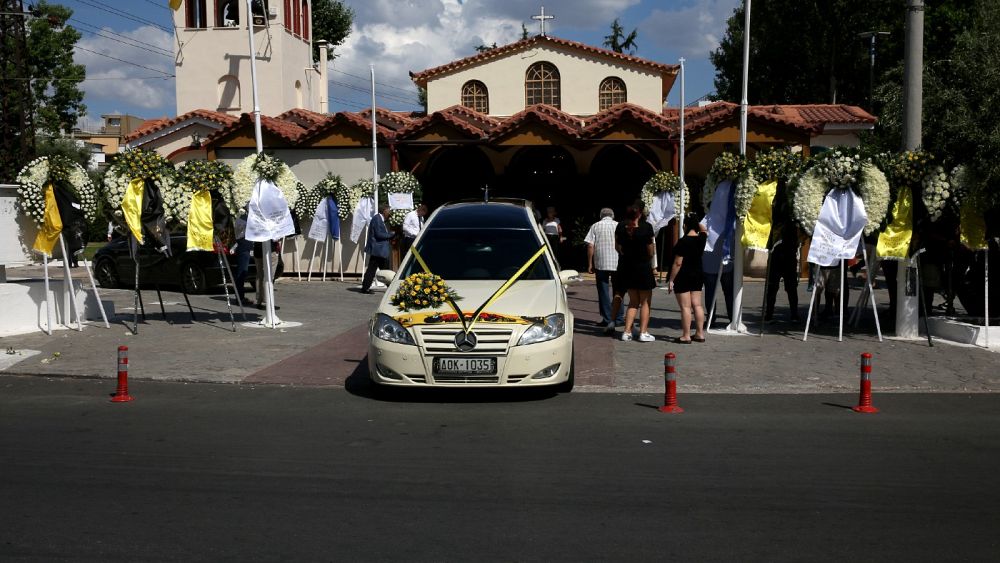 Επεισόδια στη Ν. Φιλαδέλφεια: Το «τελευταίο αντίο» στον Μιχάλη