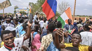 متظاهرون في النيجر دعما للإنقلاب وضو الوجود الفرنسي