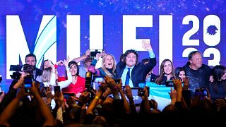 Ликование в предвыборном штабе Хавьера Милея, кандидаты в президенты Аргентины от коалиции "Свобода наступает" (Avanza Libertad).