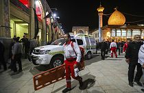 İran'ın, Şiraz şehrinde bulunun Şii Şah Çerağ Türbesi