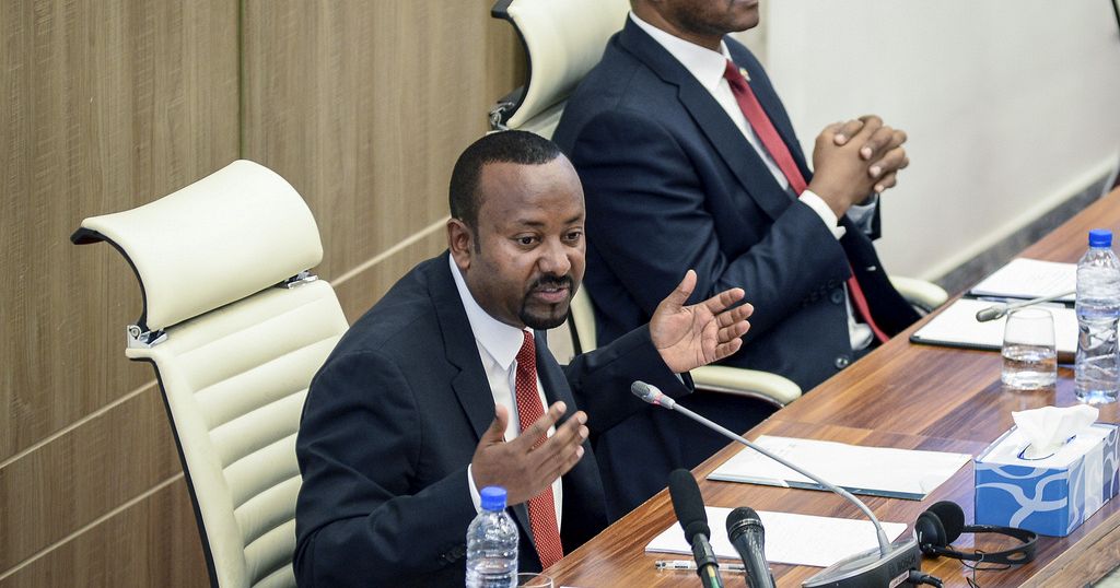 Ethiopian police arrest hundreds during state of emergency