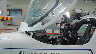 O Pibot é um robô humanoide que pode pilotar aviões sem necessidade de modificar o cockpit.