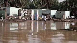 مياه الفيضانات تحيط بالمنازل في قرية بالقرب من مدينة مروي، السودان، يوم الاثنين 7 أغسطس 2023