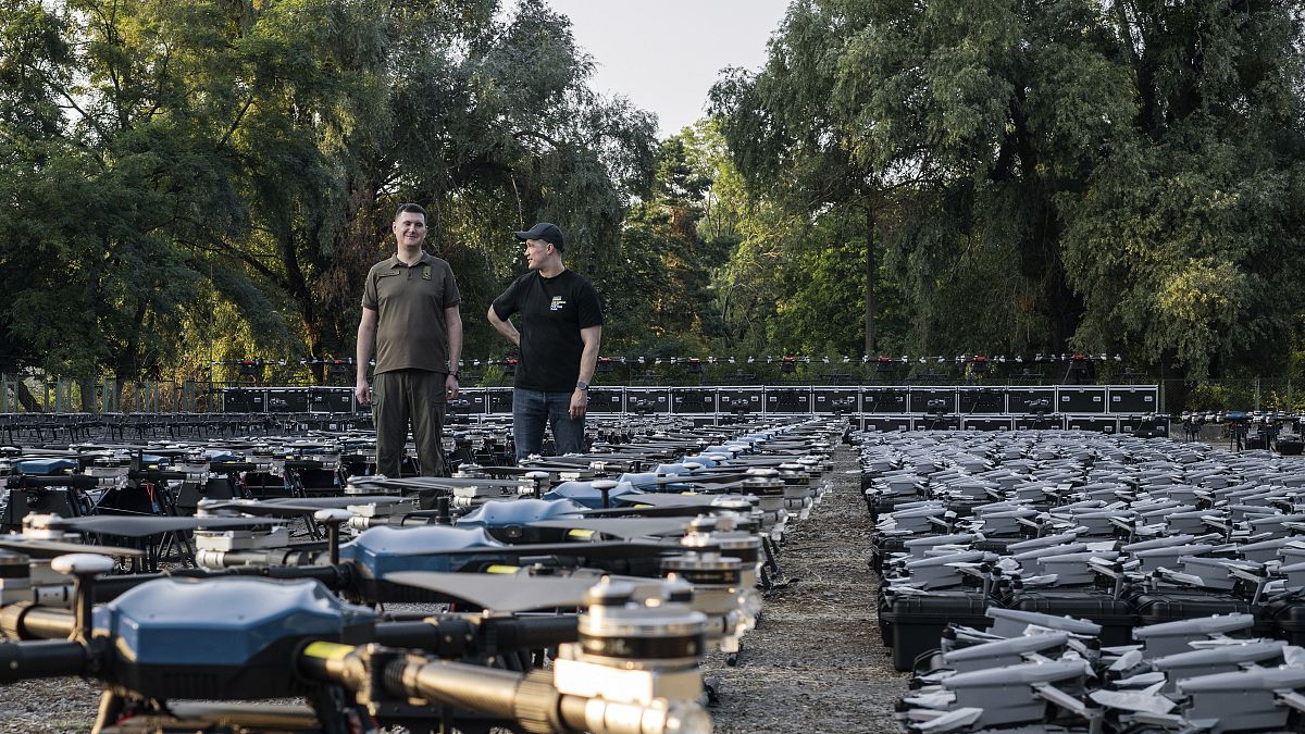 Ucrânia destinou quase mil milhões de euros à compra e fabrico de drones para o exército