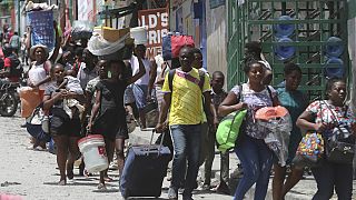 Na capital do Haiti vivem-se momentos de caos e tensão.
