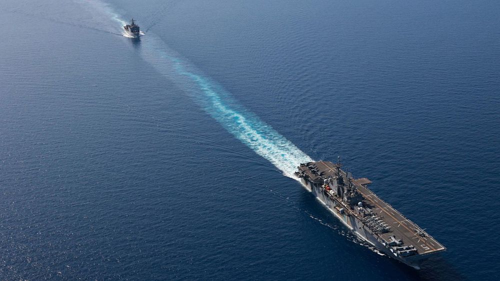 بالا گرفتن تنش‌ها در تنگه هرمز؛ آمریکا برای مقابله با ایران در خلیج فارس آماده می‌شود