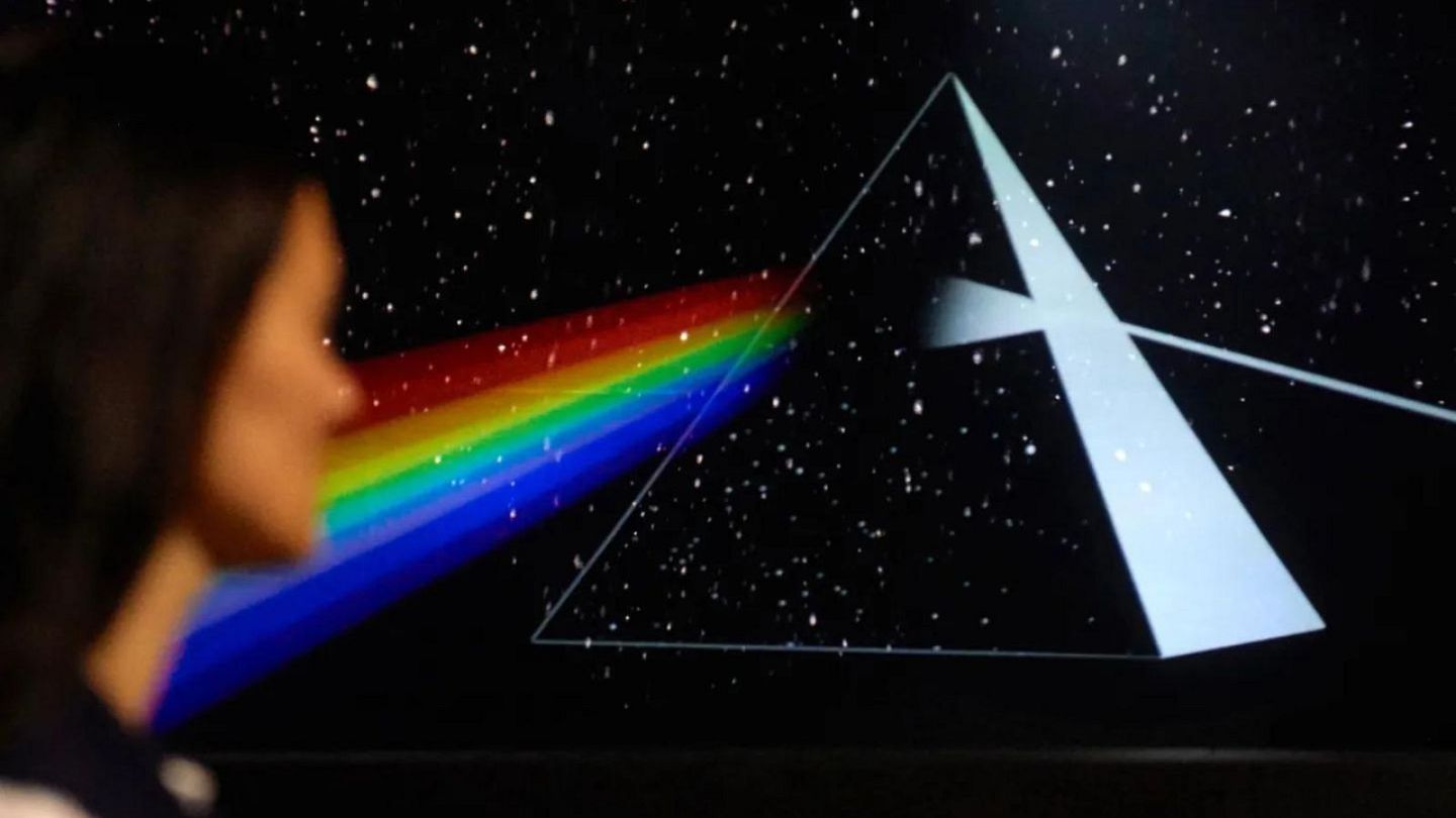 Neuroscientists decoded a Pink Floyd song using people's brain