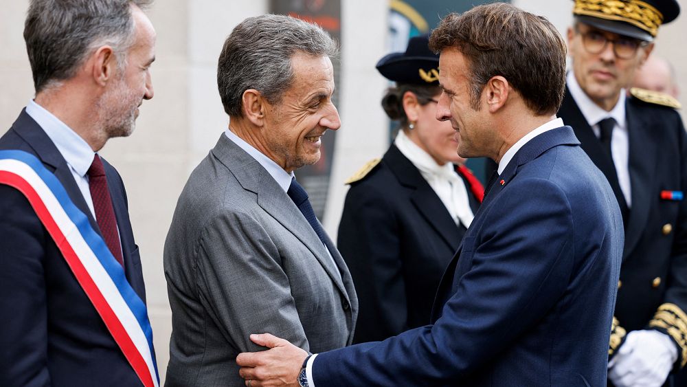 Sarkozy conseille à Macron sur l’Algérie : ne soyez pas amis avec ceux qui utilisent la France pour justifier leurs échecs et leur manque de légitimité.