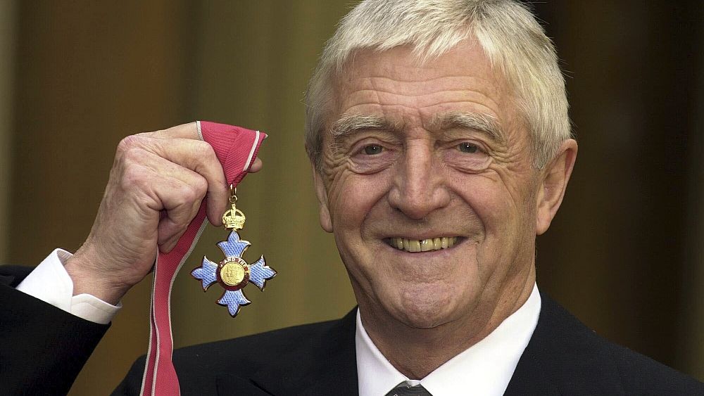British broadcaster Sir Michael Parkinson has died aged 88 thumbnail