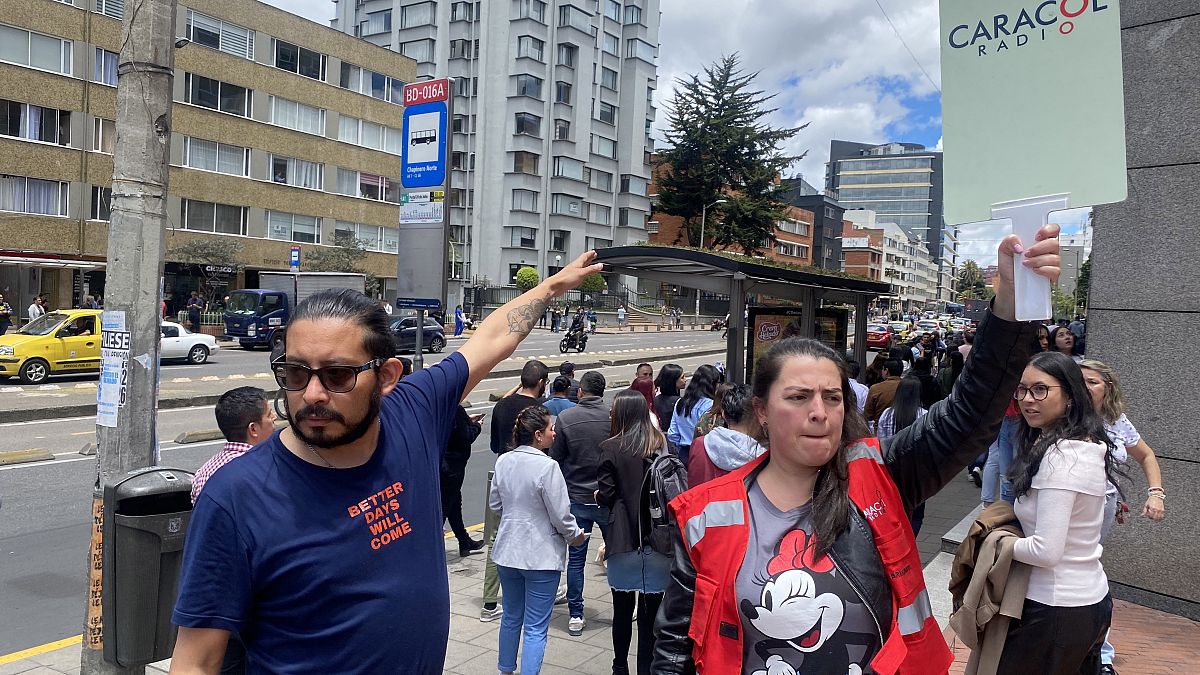 La alcaldesa de Bogotá asegura que no han habido daños graves en la ciudad.