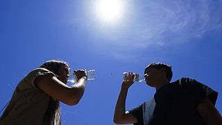 Aşırı sıcaklarda susuz kalmak ölümcül risk taşıyor
