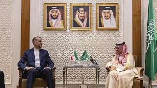 İran Dışişleri Bakanı Hüseyin Emir Abdullahiyan, Suudi Arabistan Dışişleri Bakanı Faysal bin Ferhan ile görüştü